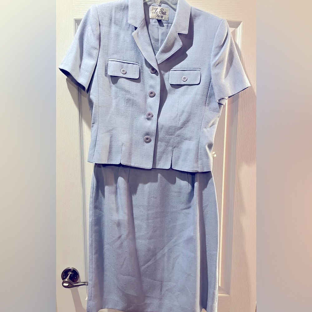 Le Suit Light Blue 2 Piece Women’s Suit 14p